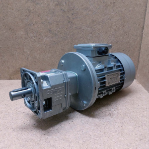 Соосный редуктор STM AMP/F 120/2 21.0:1 D160B5