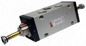 Распределитель 452C-011-22IL